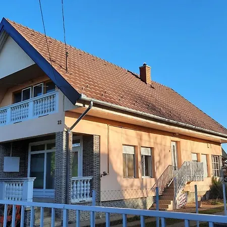 Magdaléna Ház * Balatonlelle